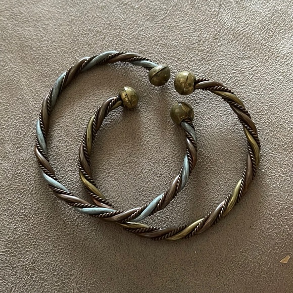 Vintage Kenyan bracelets-1989 - Picture 1 of 5